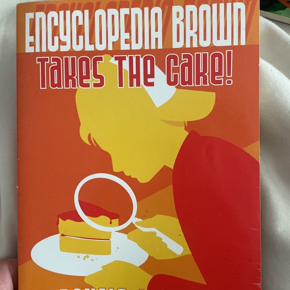 Encyclopedia Brown Chapter Books - Picture 8 of 10